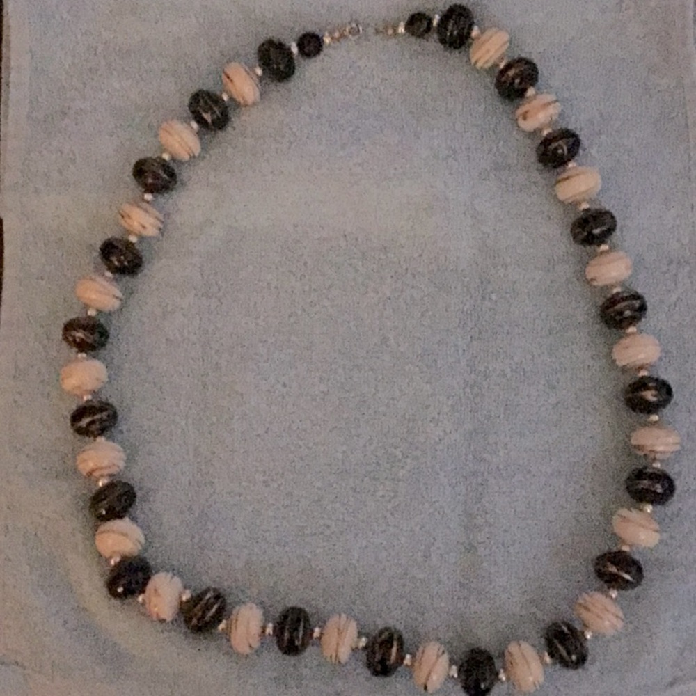 Lightweight Black and White women’s   beaded necklace